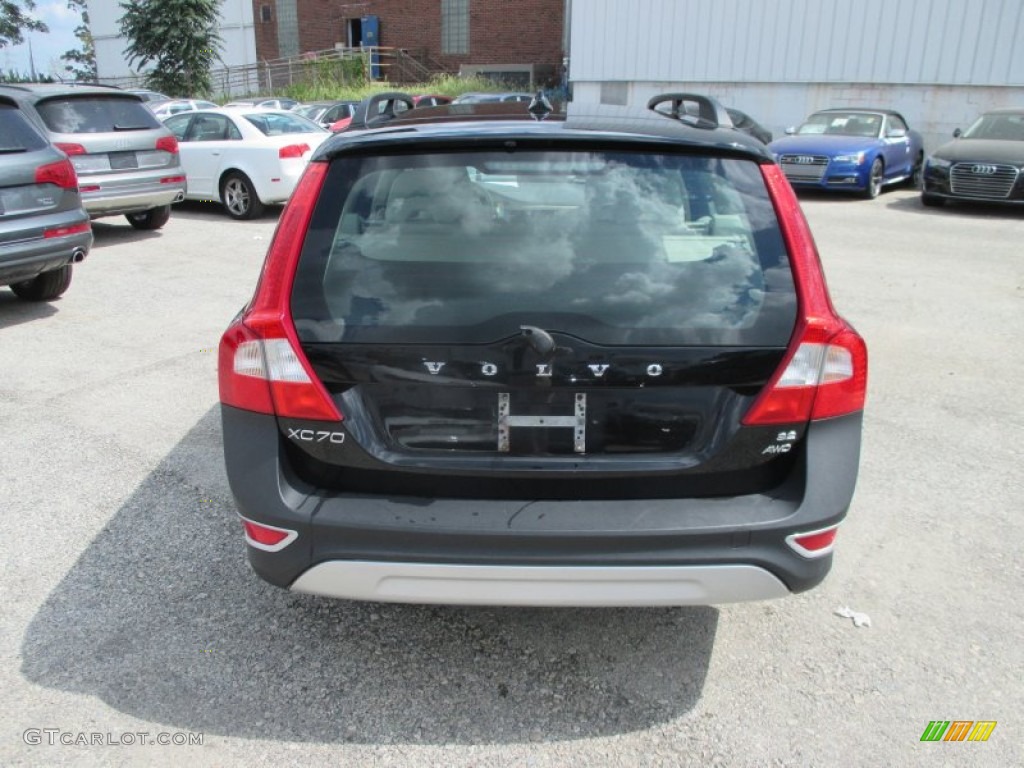 2010 XC70 3.2 AWD - Black / Sandstone photo #11