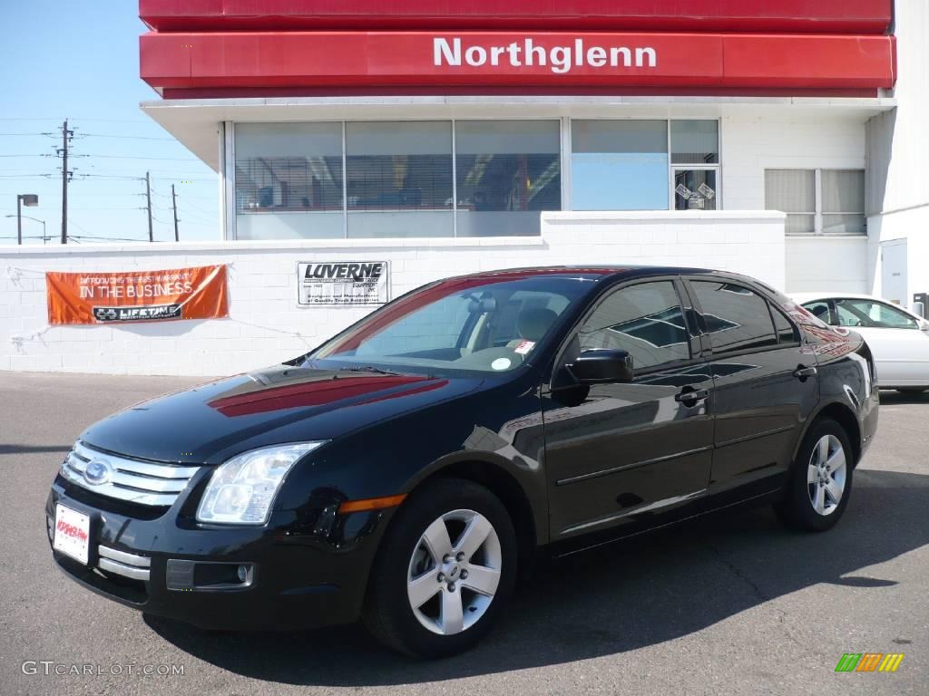 2006 Fusion SE V6 - Black / Medium Light Stone photo #1