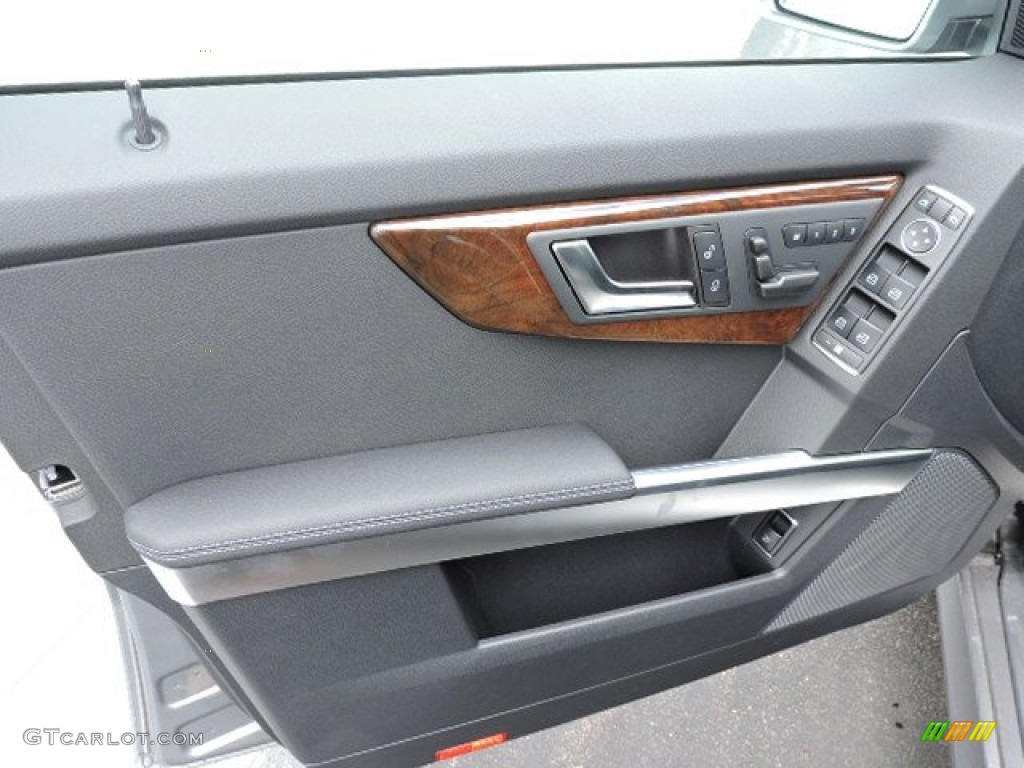 2015 GLK 350 4Matic - Paladium Silver Metallic / Black photo #10