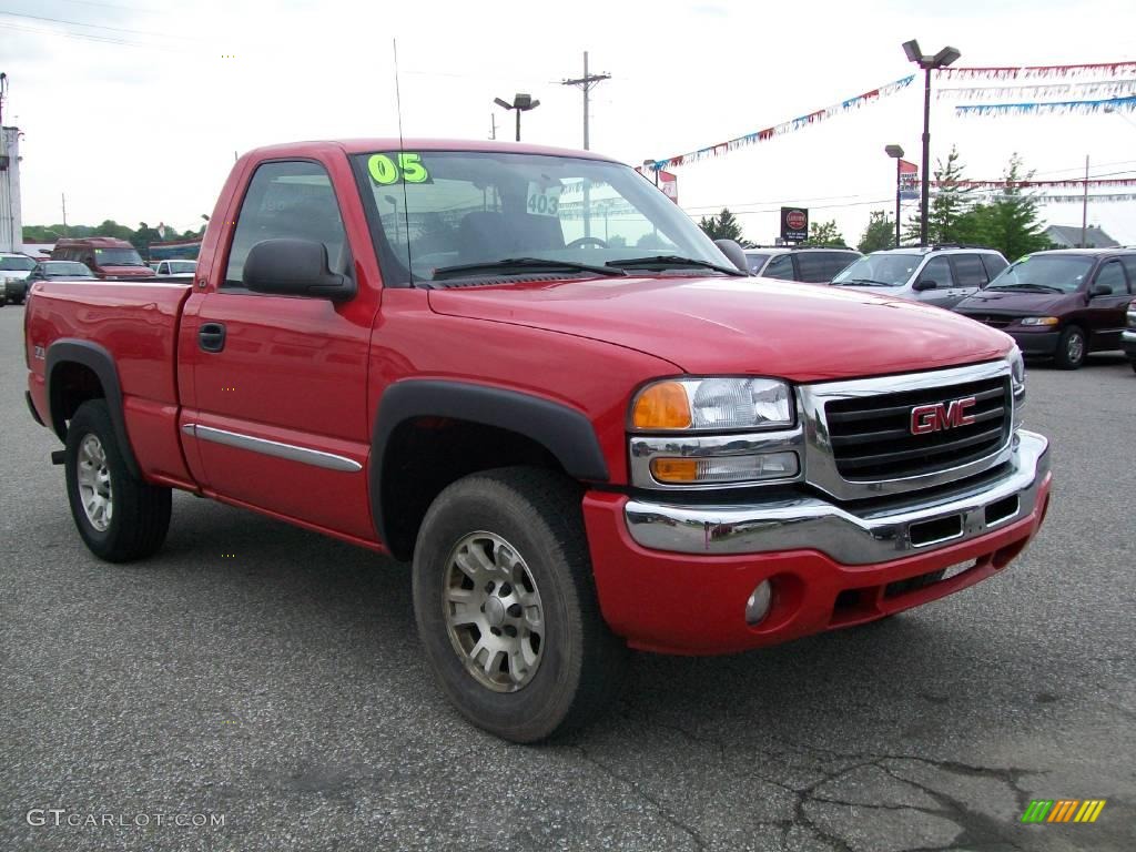 2005 Sierra 1500 SLE Regular Cab 4x4 - Fire Red / Dark Pewter photo #8