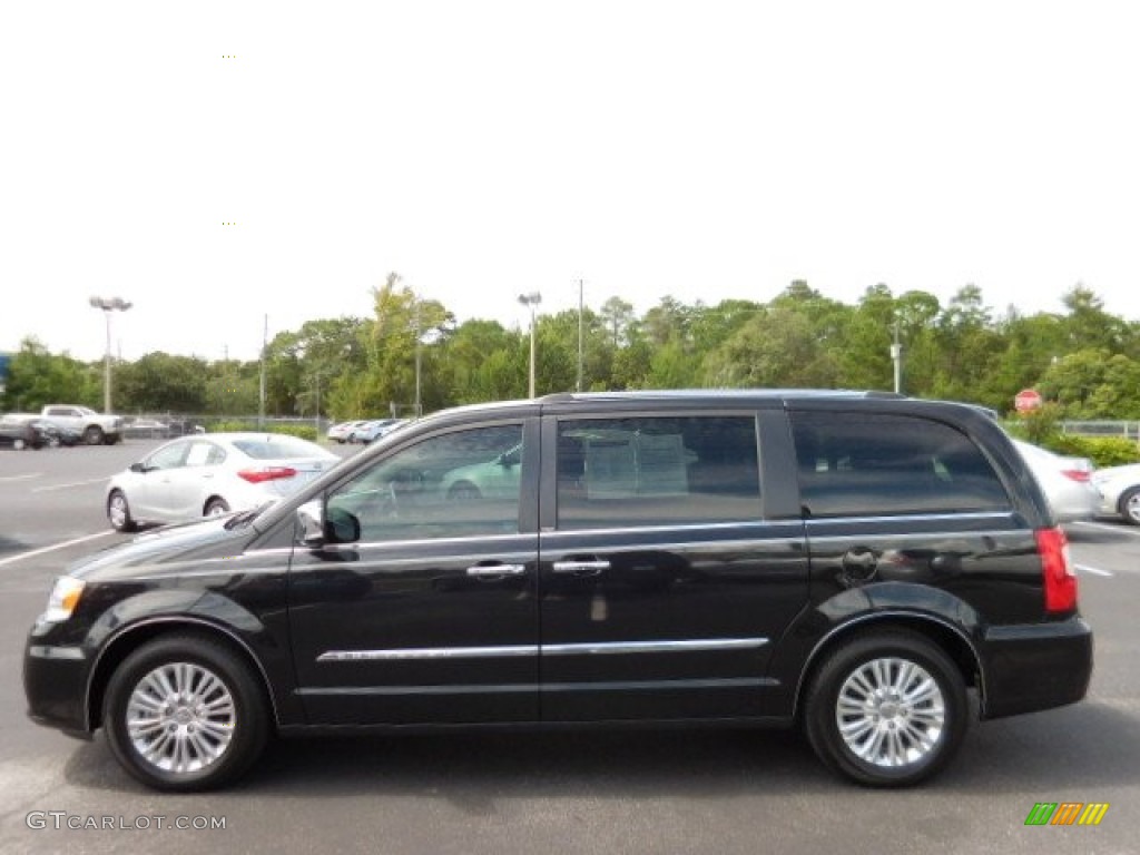 2014 Town & Country Limited - Brilliant Black Crystal Pearl / Black/Light Graystone photo #2
