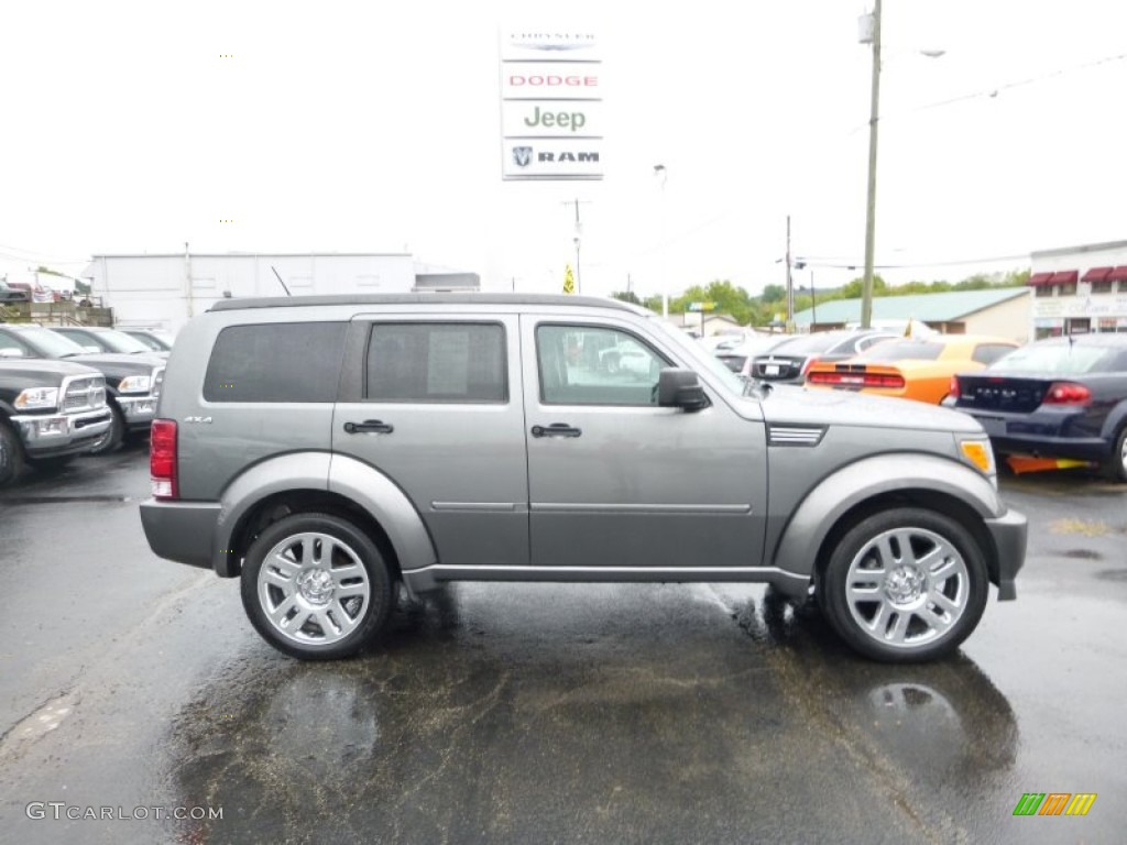 2011 Nitro Heat 4.0 4x4 - Mineral Gray Metallic / Dark Slate Gray photo #8