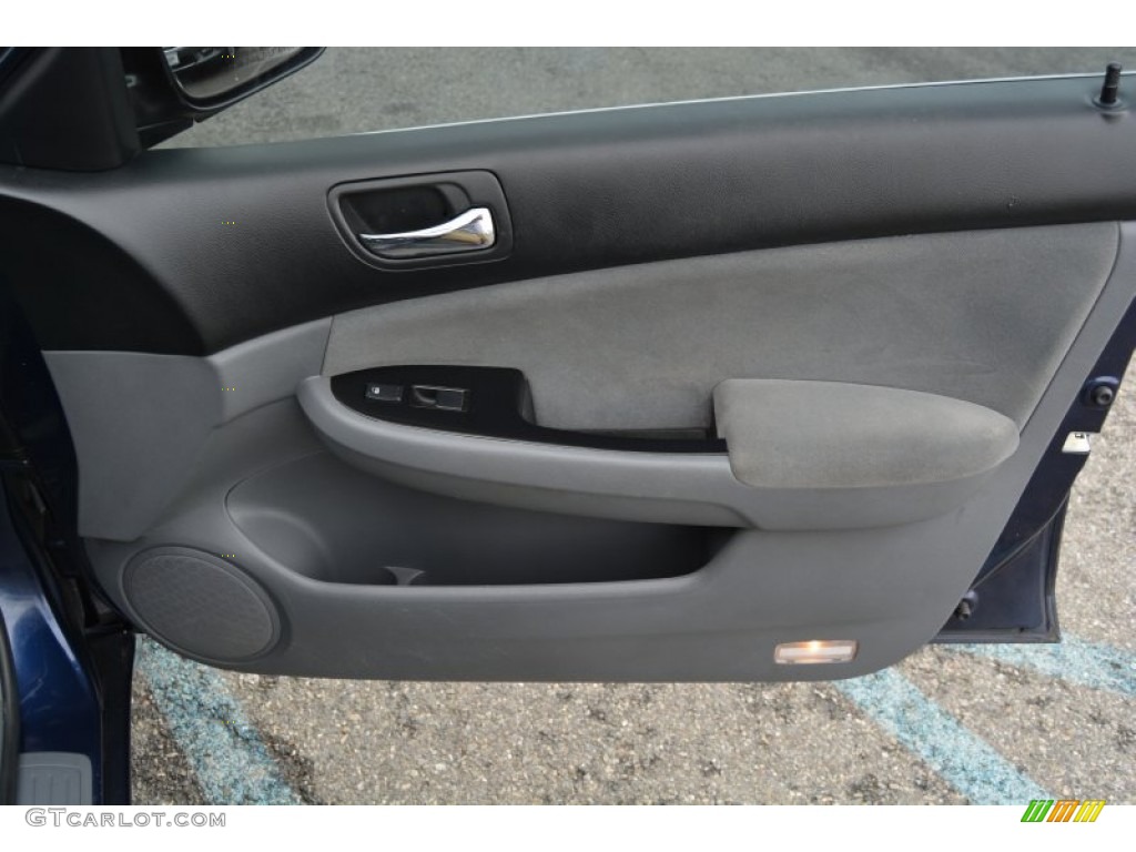 2006 Accord SE Sedan - Royal Blue Pearl / Gray photo #24