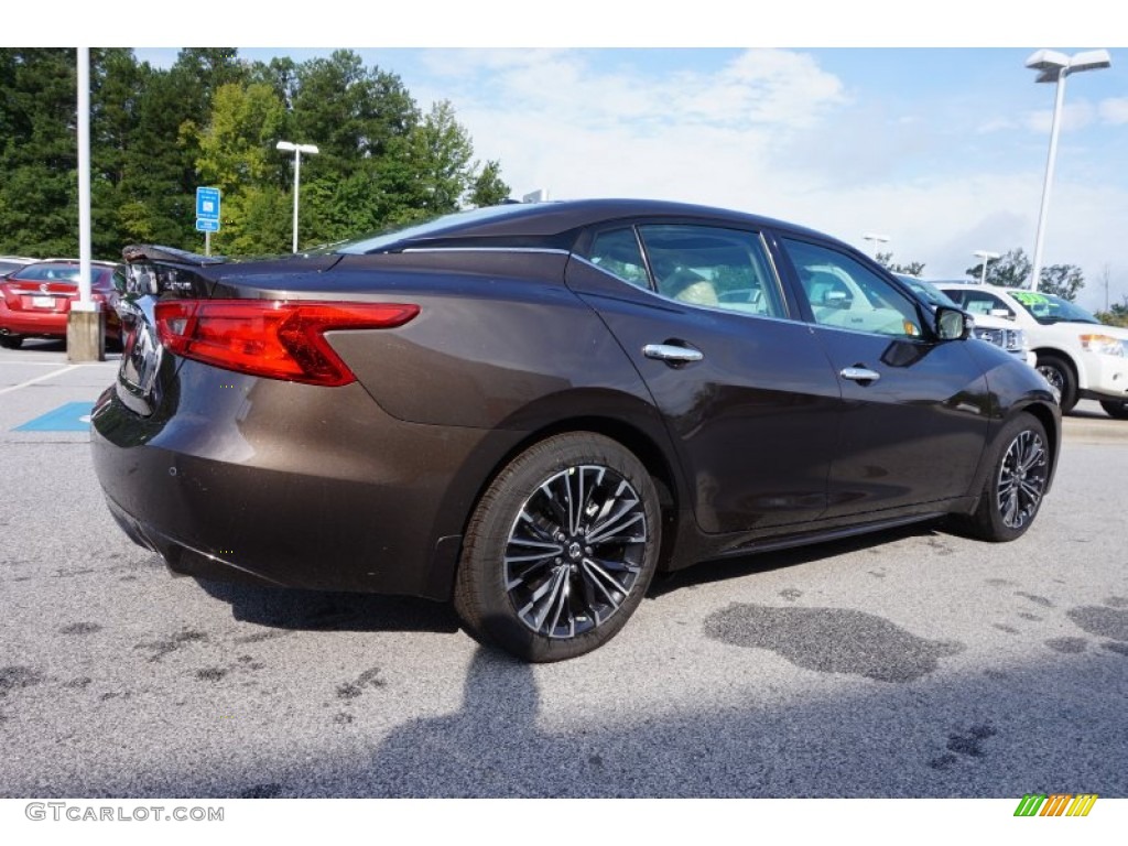 2016 Maxima Platinum - Forged Bronze / Cashmere photo #5