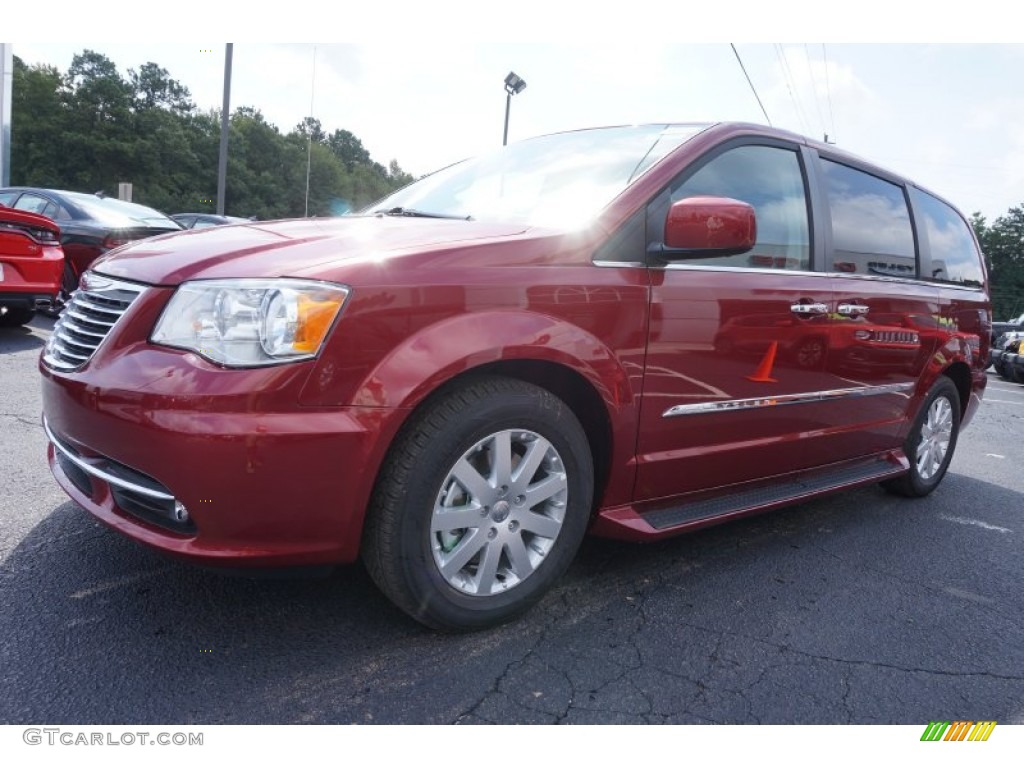 2016 Town & Country Touring - Deep Cherry Red Crystal Pearl / Black/Light Graystone photo #3