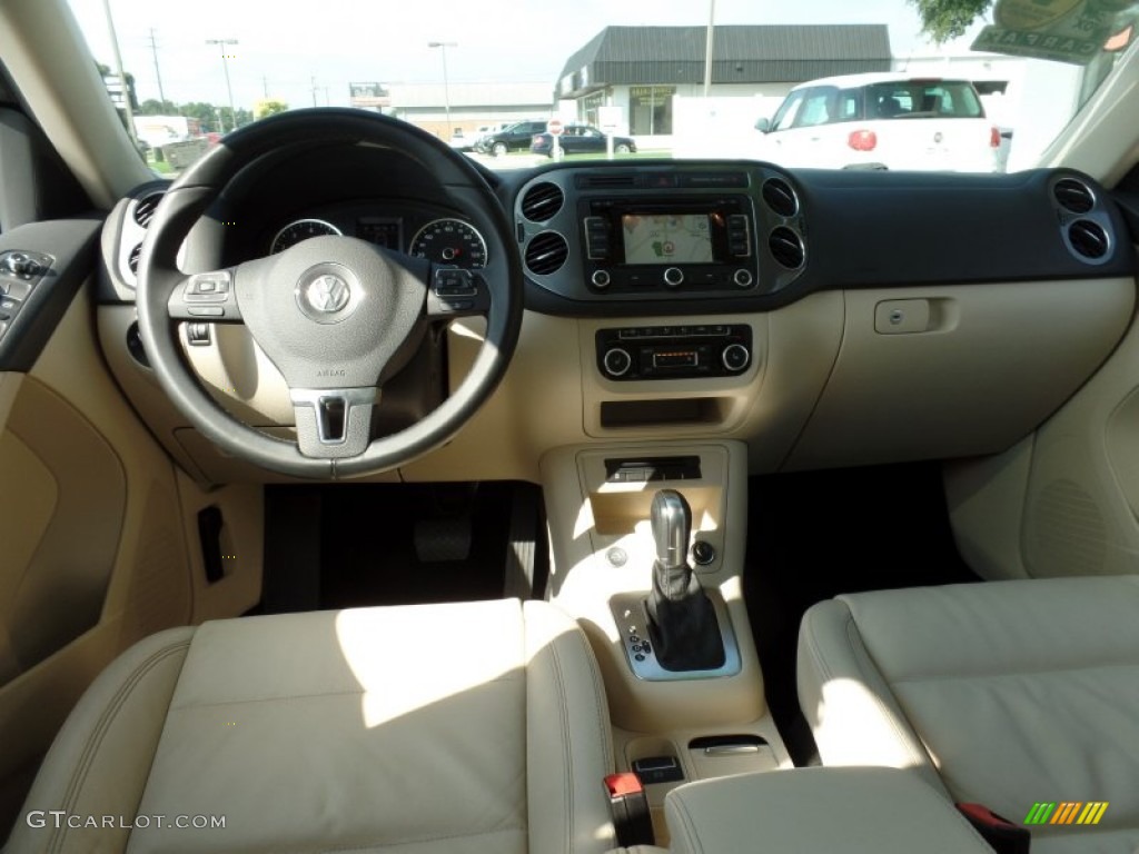 2012 Tiguan SEL - Deep Black Metallic / Beige photo #15