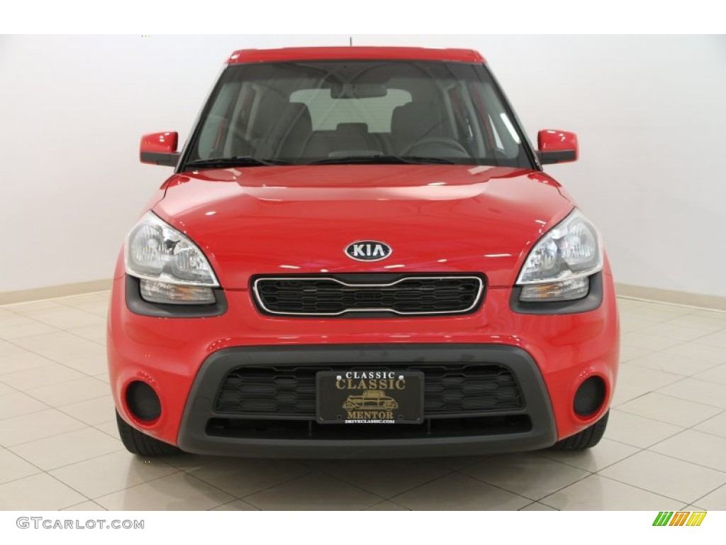 2013 Soul 1.6 - Molten Red / Black Cloth photo #2
