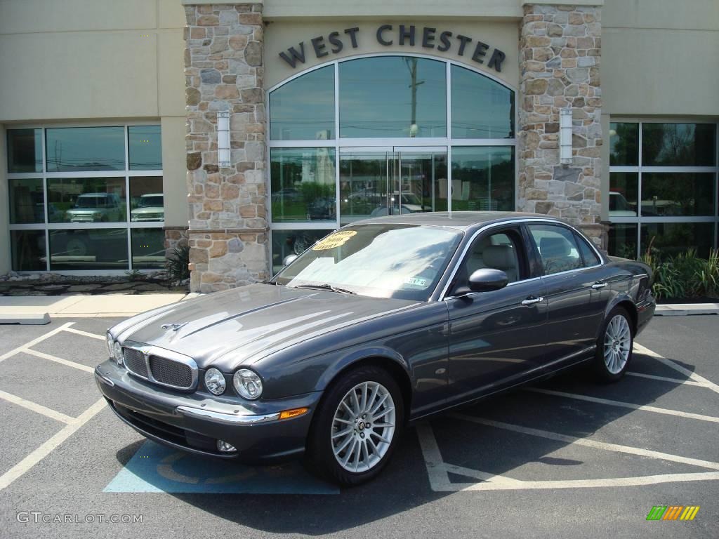 2006 XJ XJ8 - Quartz Metallic / Dove photo #1