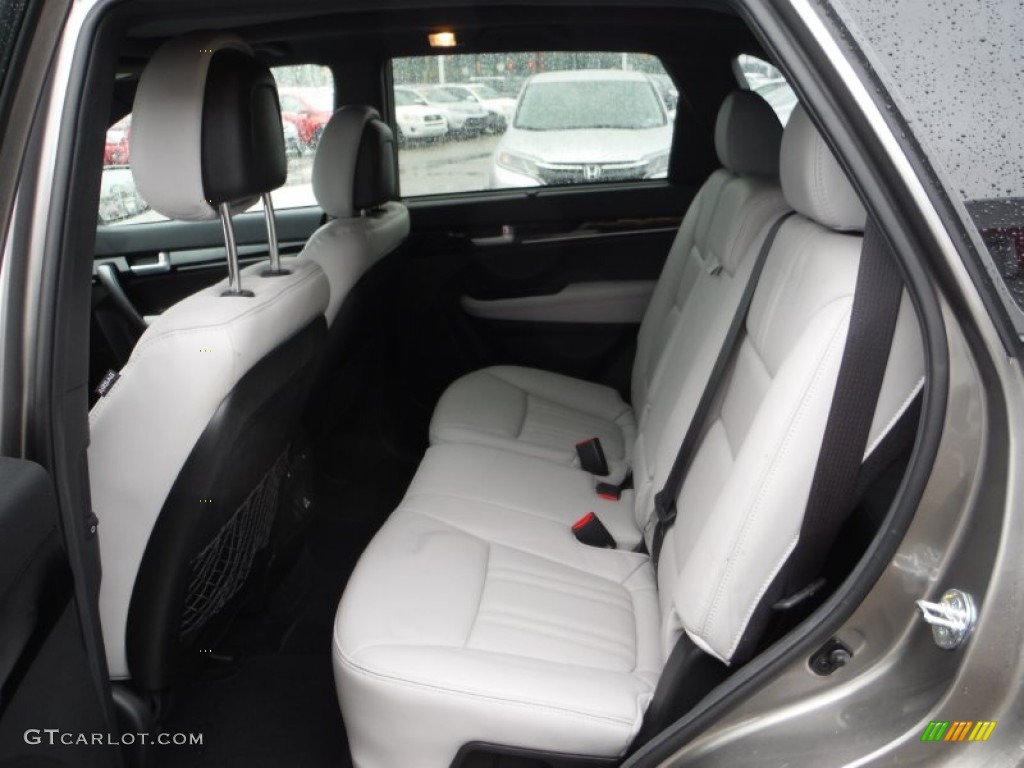 2015 Kia Sorento Limited AWD Rear Seat Photo #107063486