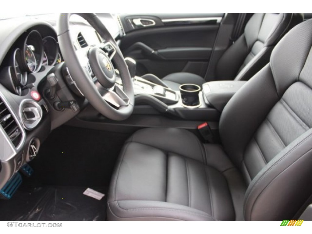 Black Interior 2016 Porsche Cayenne S E-Hybrid Photo #107063533