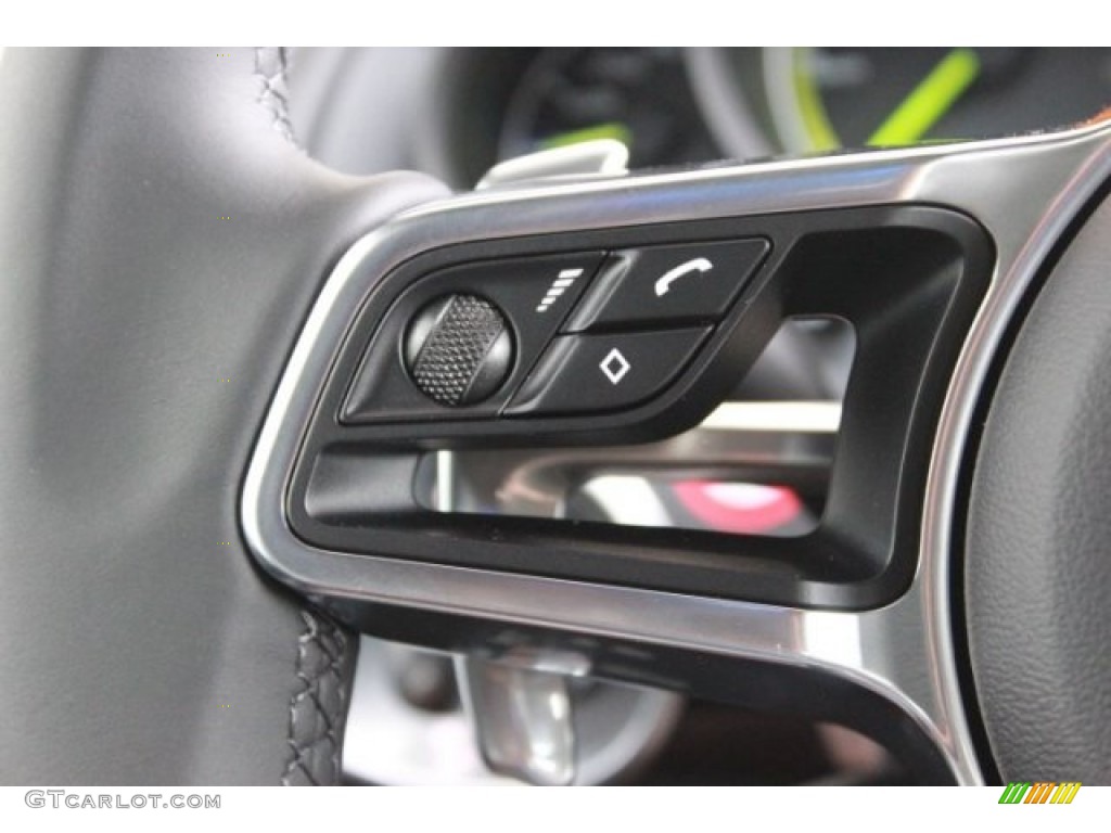 2016 Porsche Cayenne S E-Hybrid Controls Photo #107063815