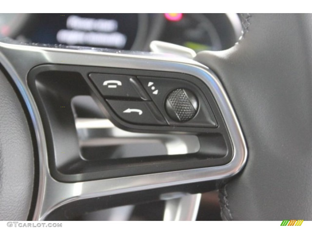 2016 Porsche Cayenne S E-Hybrid Controls Photo #107063833