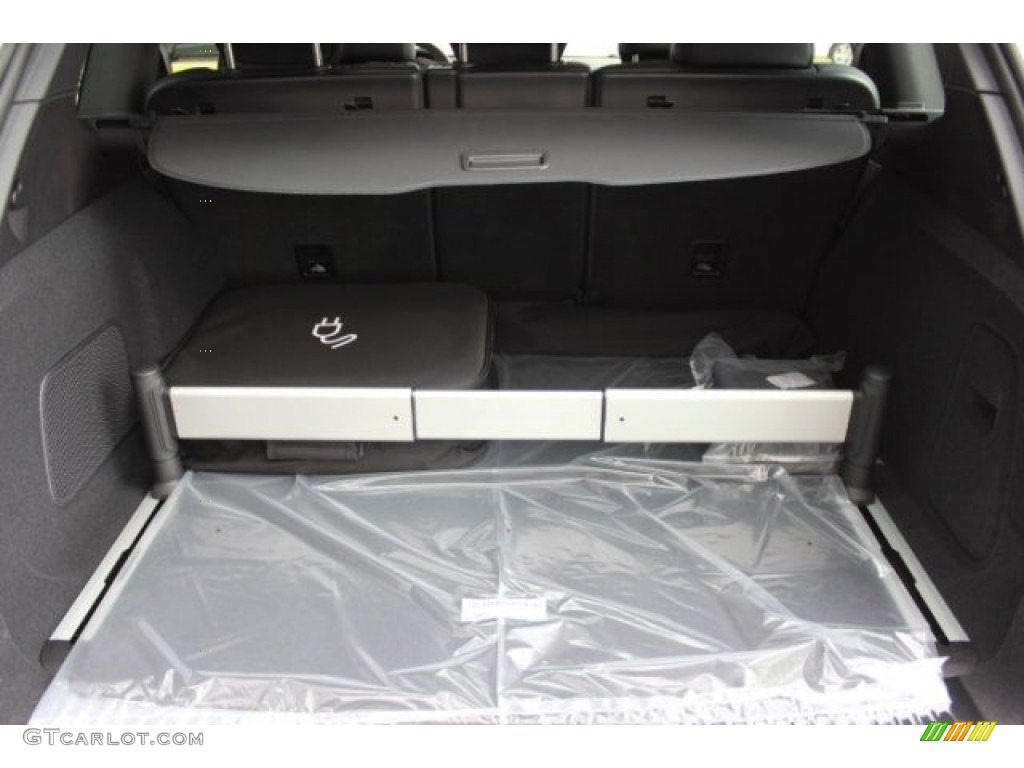 2016 Porsche Cayenne S E-Hybrid Trunk Photo #107064007