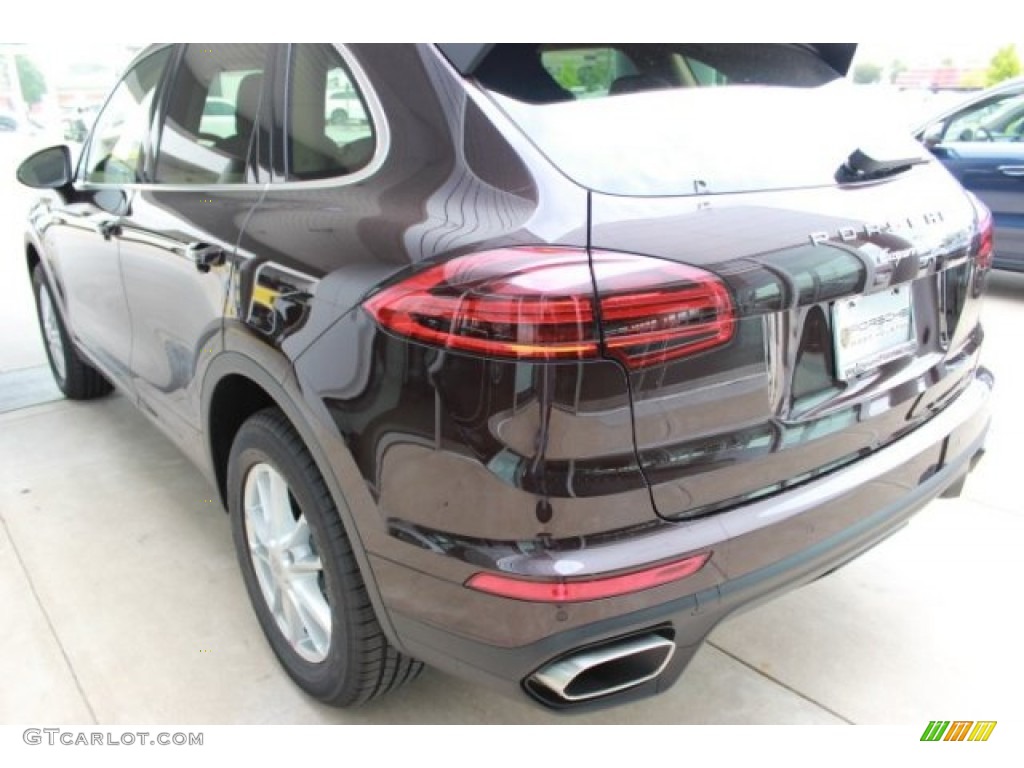 2016 Cayenne  - Mahogany Metallic / Luxor Beige photo #6