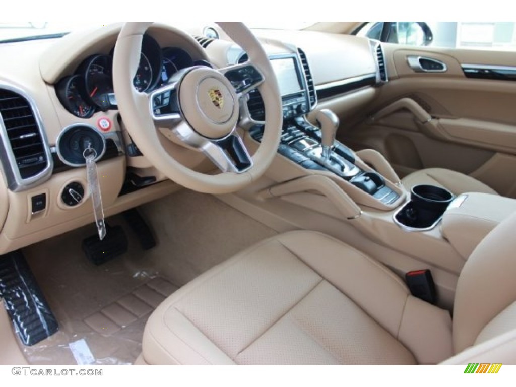 Luxor Beige Interior 2016 Porsche Cayenne Standard Cayenne Model Photo #107064406