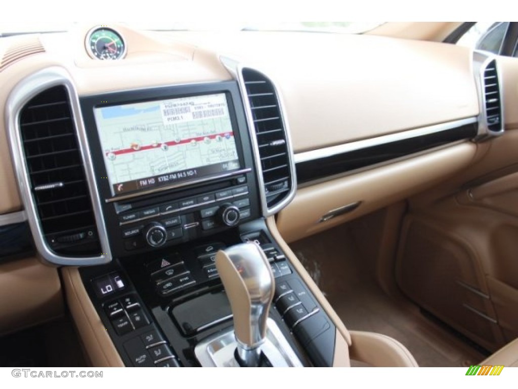 2016 Cayenne  - Mahogany Metallic / Luxor Beige photo #14