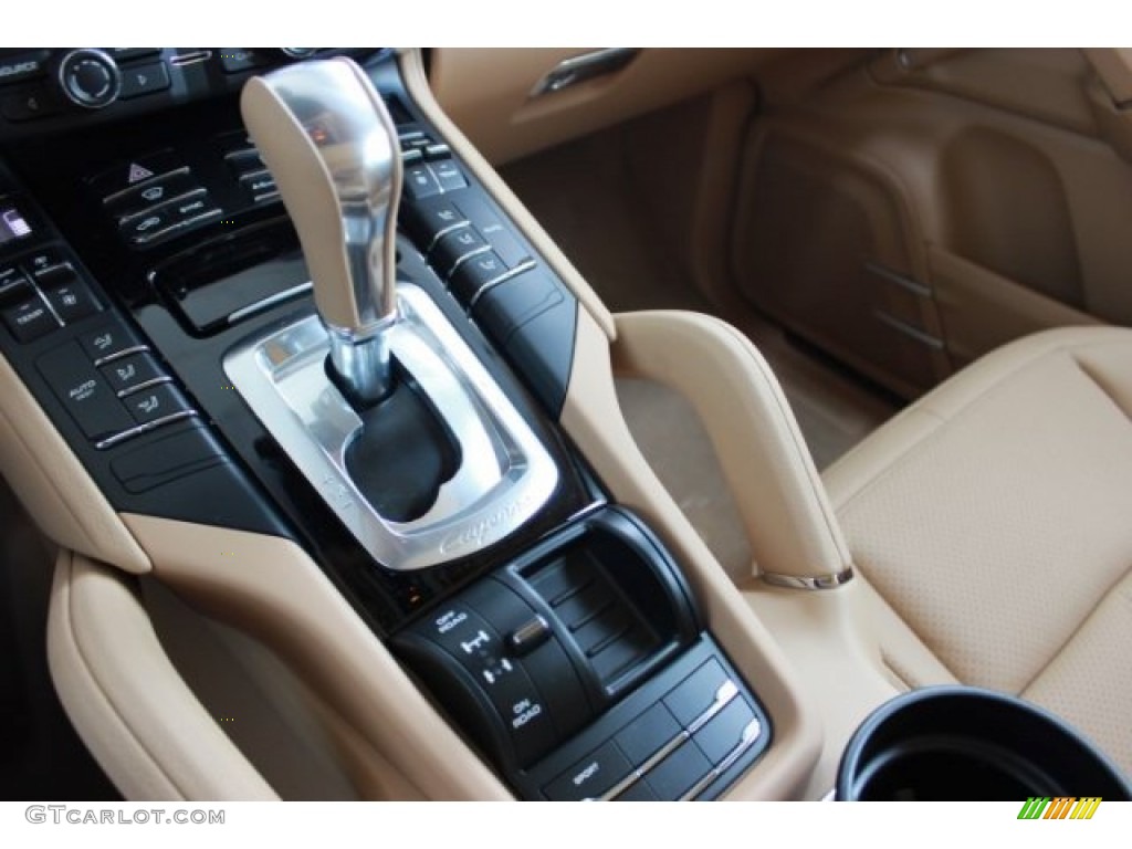 2016 Cayenne  - Mahogany Metallic / Luxor Beige photo #15