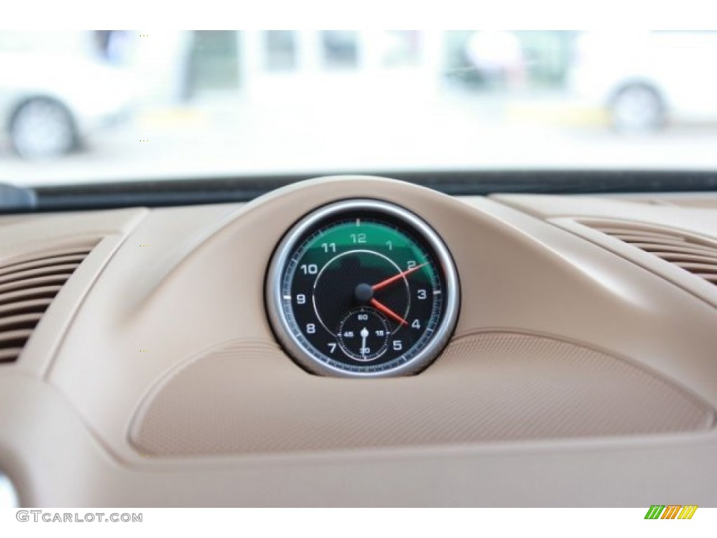 2016 Cayenne  - Mahogany Metallic / Luxor Beige photo #16