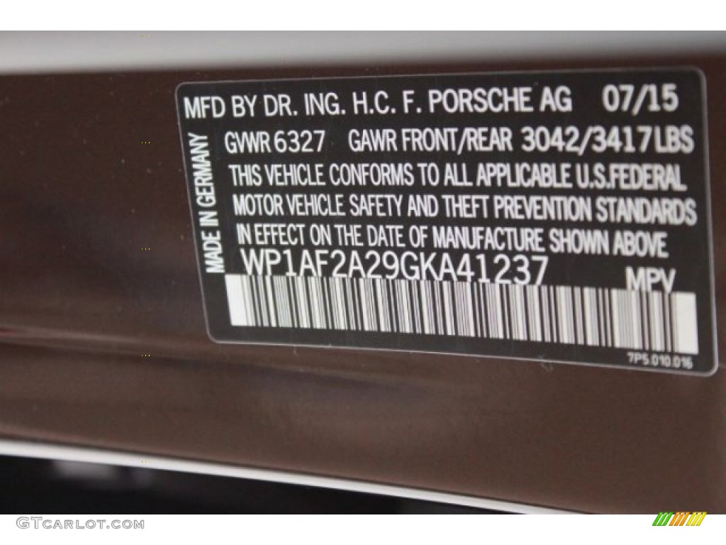 2016 Cayenne  - Mahogany Metallic / Luxor Beige photo #42