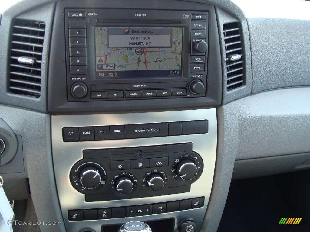 2006 Grand Cherokee SRT8 - Black / Medium Slate Gray photo #12