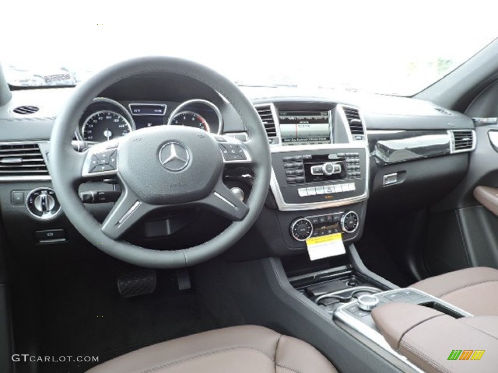 2016 Mercedes-Benz GL 450 4Matic Black Dashboard Photo #107070466