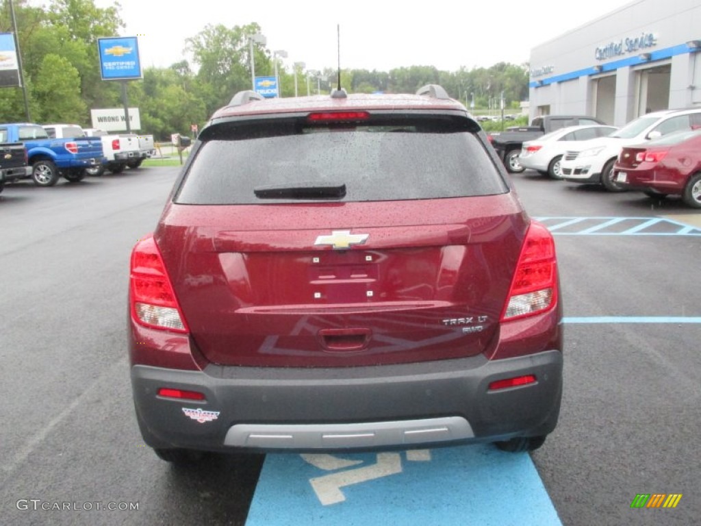 2016 Trax LT AWD - Crimson Metallic / Jet Black photo #5