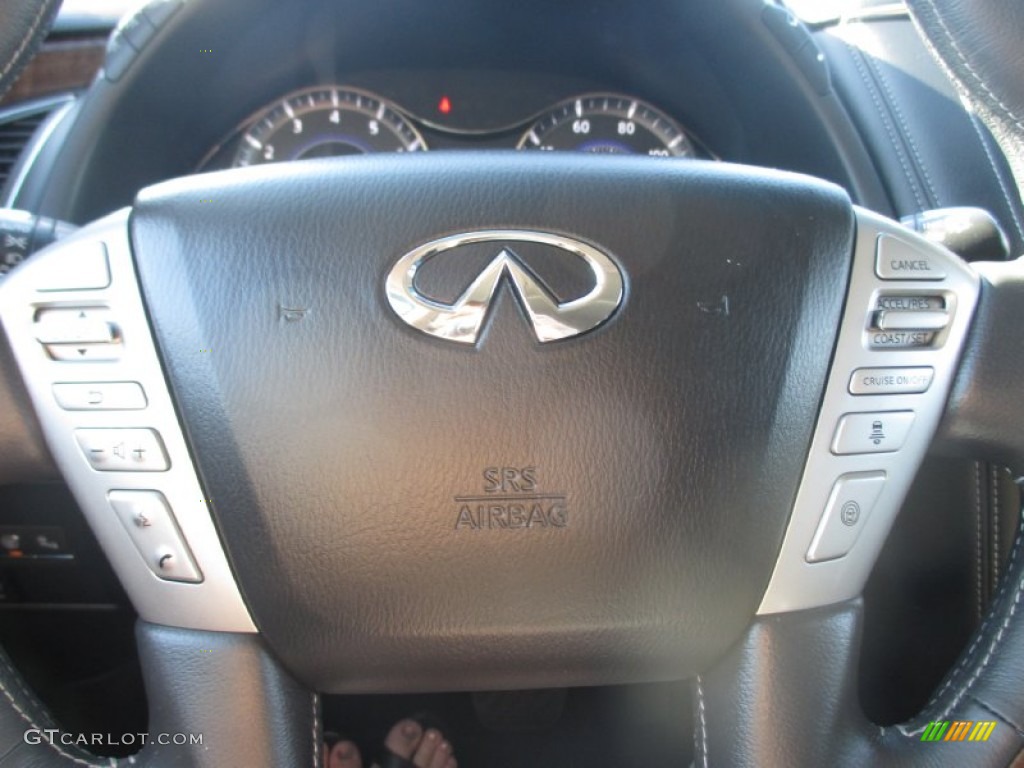 2015 Infiniti QX80 AWD Controls Photo #107079132