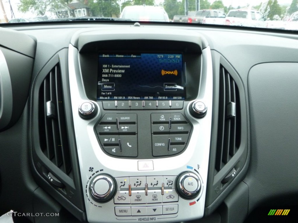 2016 Chevrolet Equinox LT AWD Controls Photo #107081700