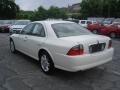 Ceramic White Pearlescent - LS V8 Photo No. 4