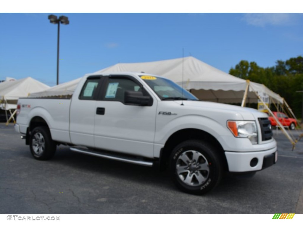 2011 F150 STX SuperCab - Oxford White / Steel Gray photo #1