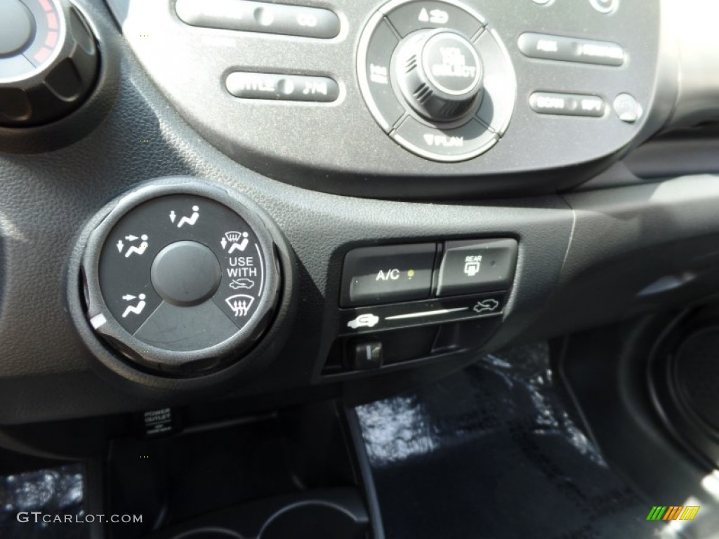 2013 Fit Sport - Polished Metal Metallic / Sport Black photo #18