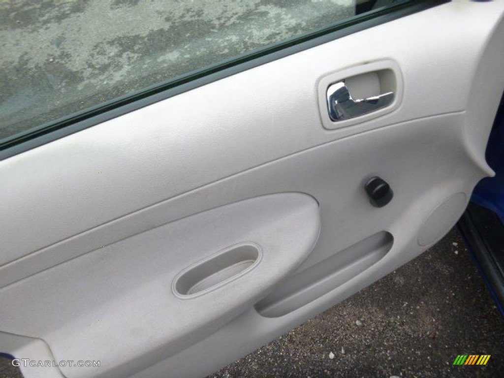 2005 Cobalt Sedan - Arrival Blue Metallic / Gray photo #11
