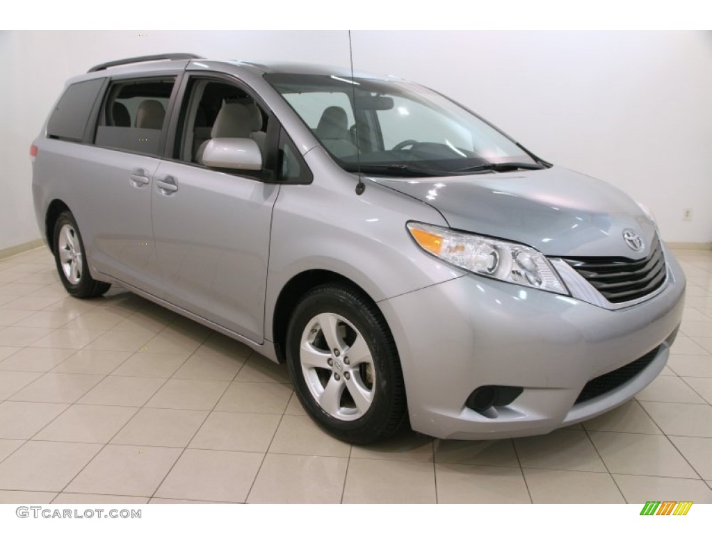 Silver Sky Metallic 2014 Toyota Sienna LE Exterior Photo #107100546