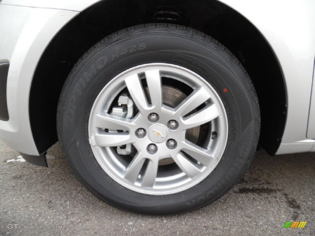 2016 Chevrolet Sonic LT Sedan Wheel Photo #107103168