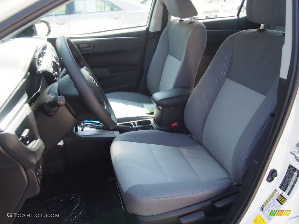 2016 Toyota Corolla L Front Seat Photos