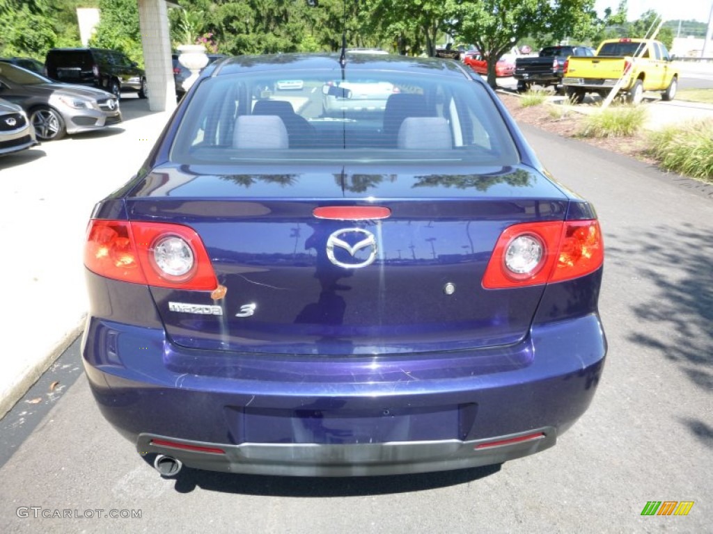 2006 MAZDA3 i Touring Sedan - Strato Blue Mica / Black photo #11