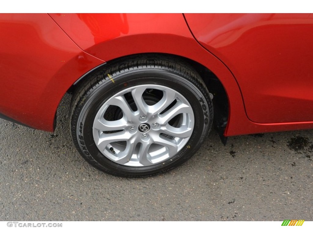 2016 Scion iA Sedan Wheel Photo #107112803