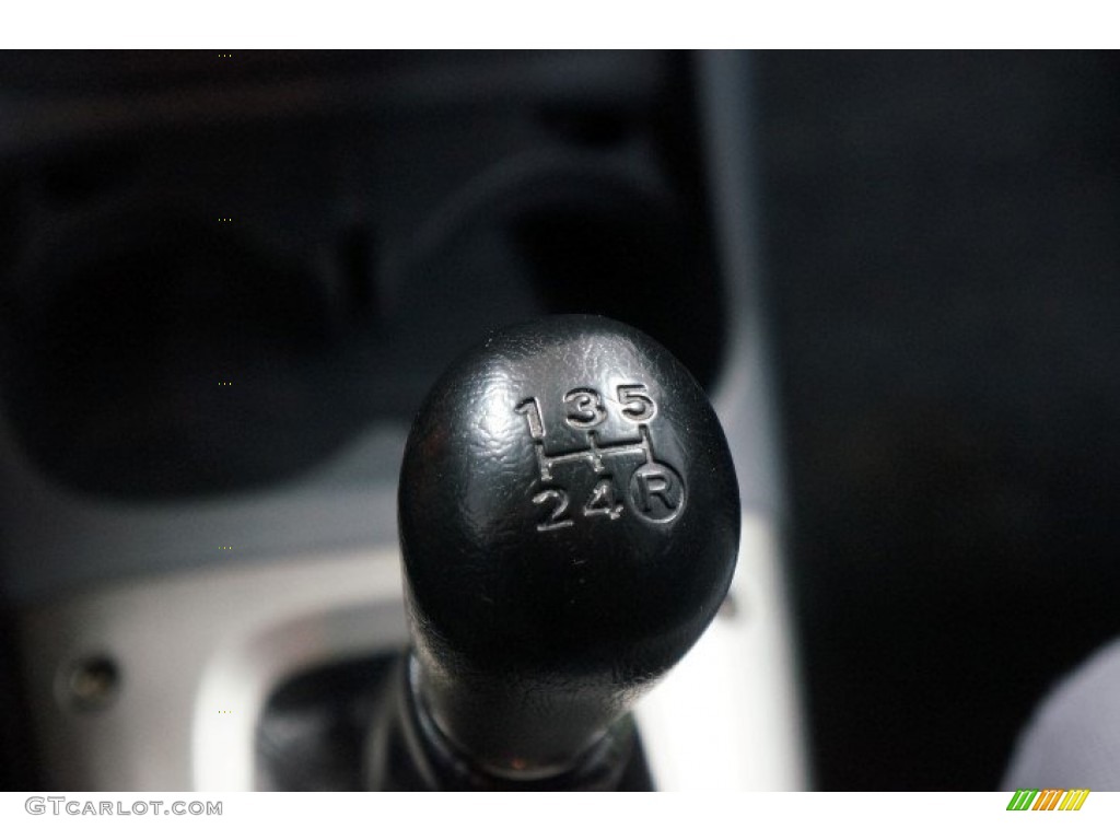 2002 RAV4 4WD - Titanium Metallic / Gray photo #30