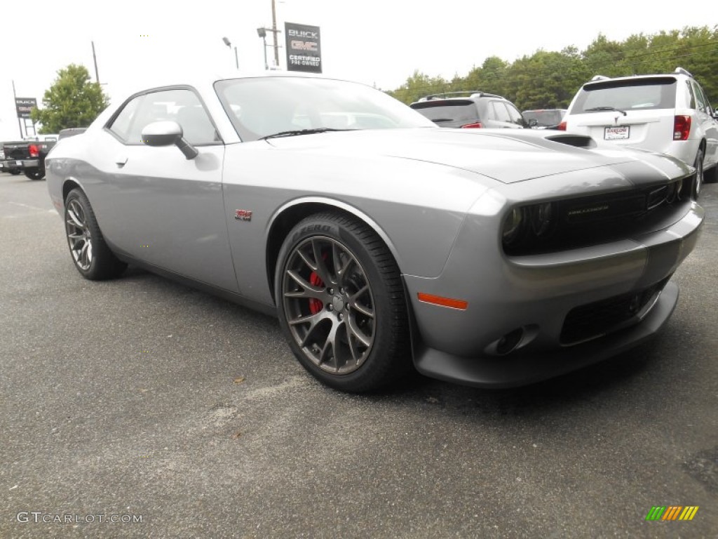 2015 Dodge Challenger SRT 392 Exterior Photos