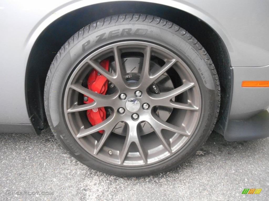 2015 Dodge Challenger SRT 392 Wheel Photo #107116667