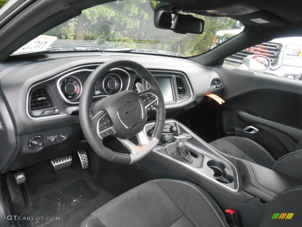 Black Interior 2015 Dodge Challenger SRT 392 Photo #107116700