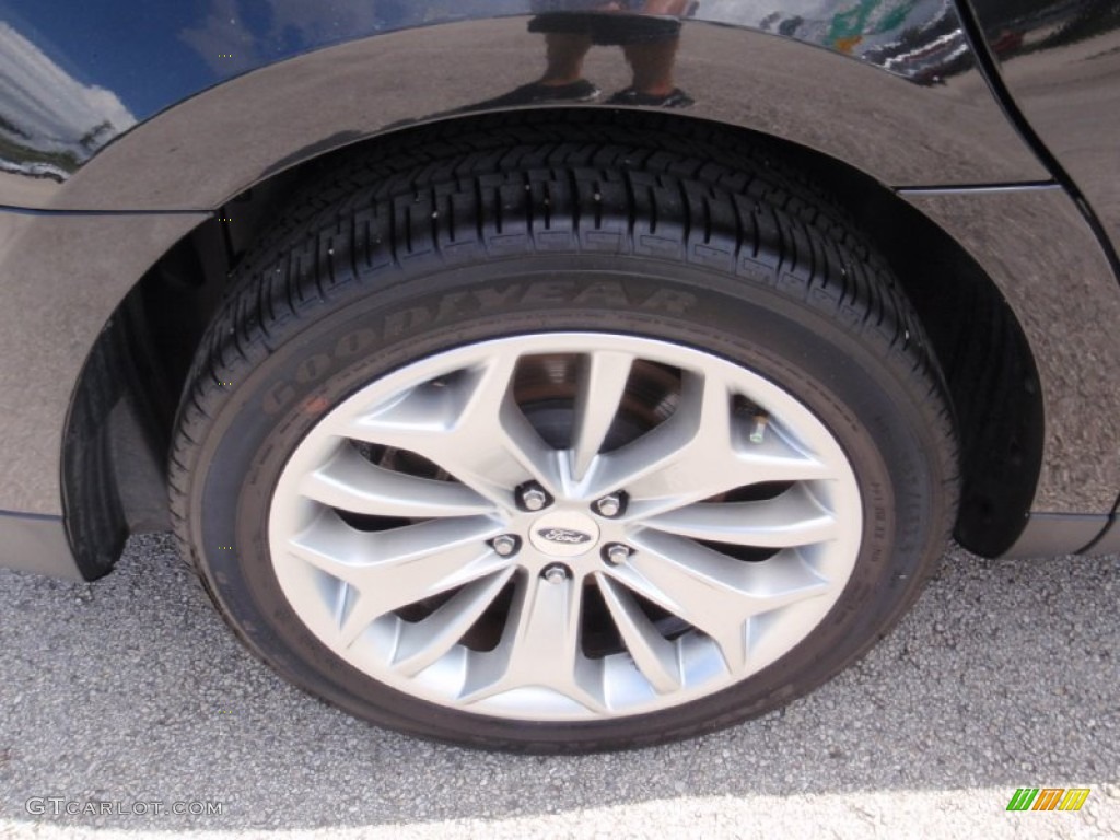 2015 Taurus Limited - Tuxedo Black Metallic / Dune photo #4