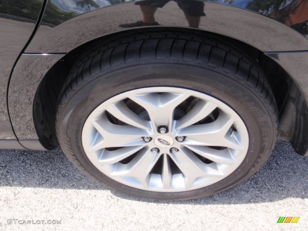 2015 Taurus Limited - Tuxedo Black Metallic / Dune photo #10