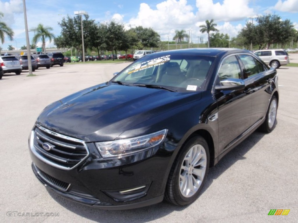 2015 Taurus Limited - Tuxedo Black Metallic / Dune photo #13