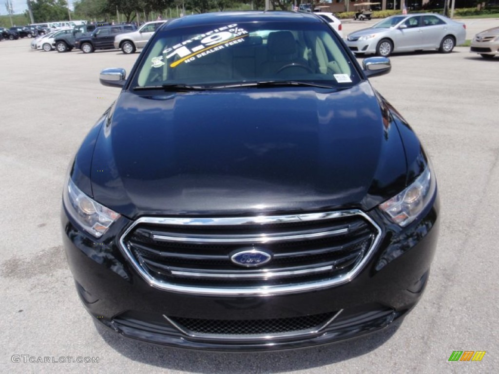 2015 Taurus Limited - Tuxedo Black Metallic / Dune photo #15