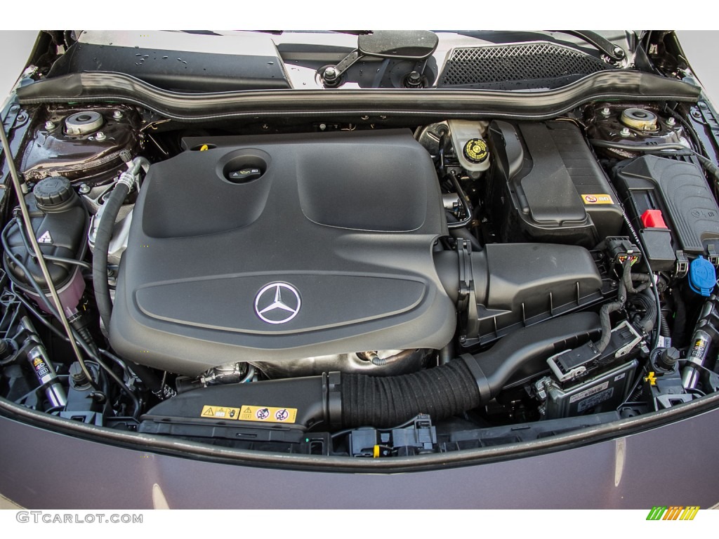 2015 Mercedes-Benz CLA 250 Engine Photos