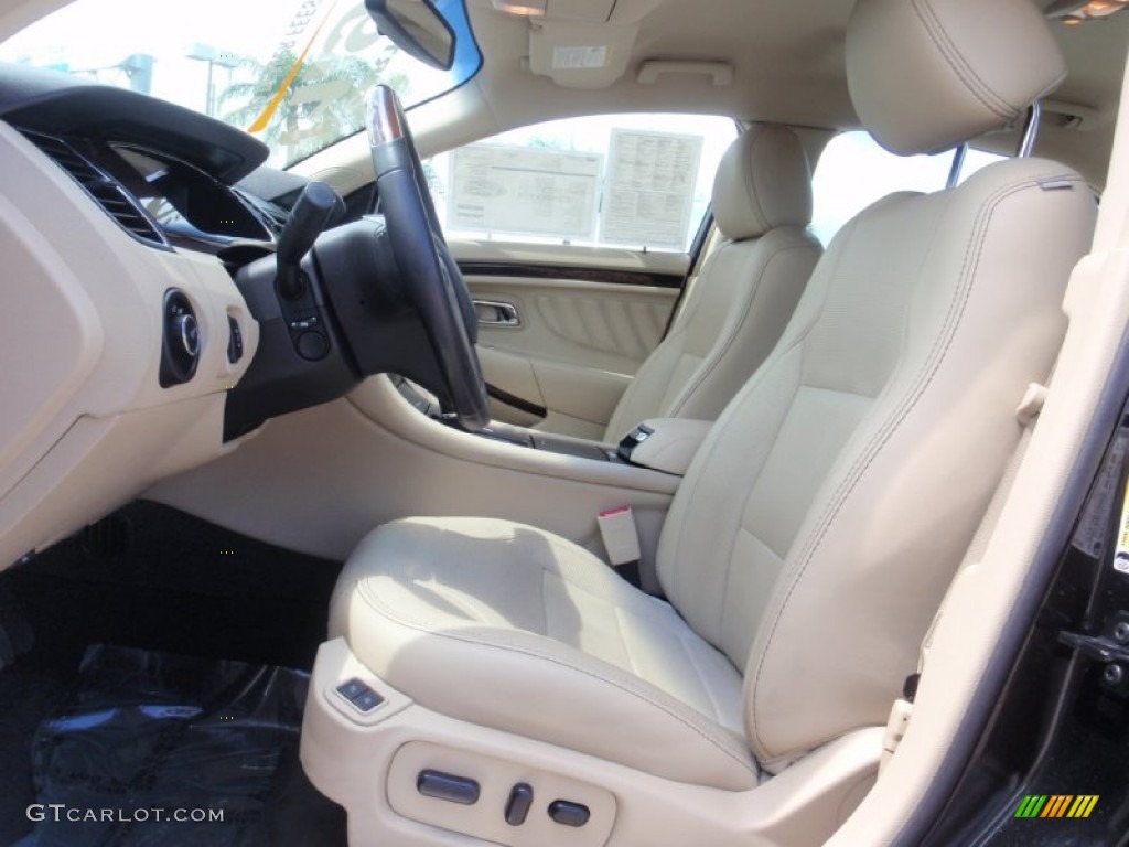 2015 Taurus Limited - Tuxedo Black Metallic / Dune photo #19