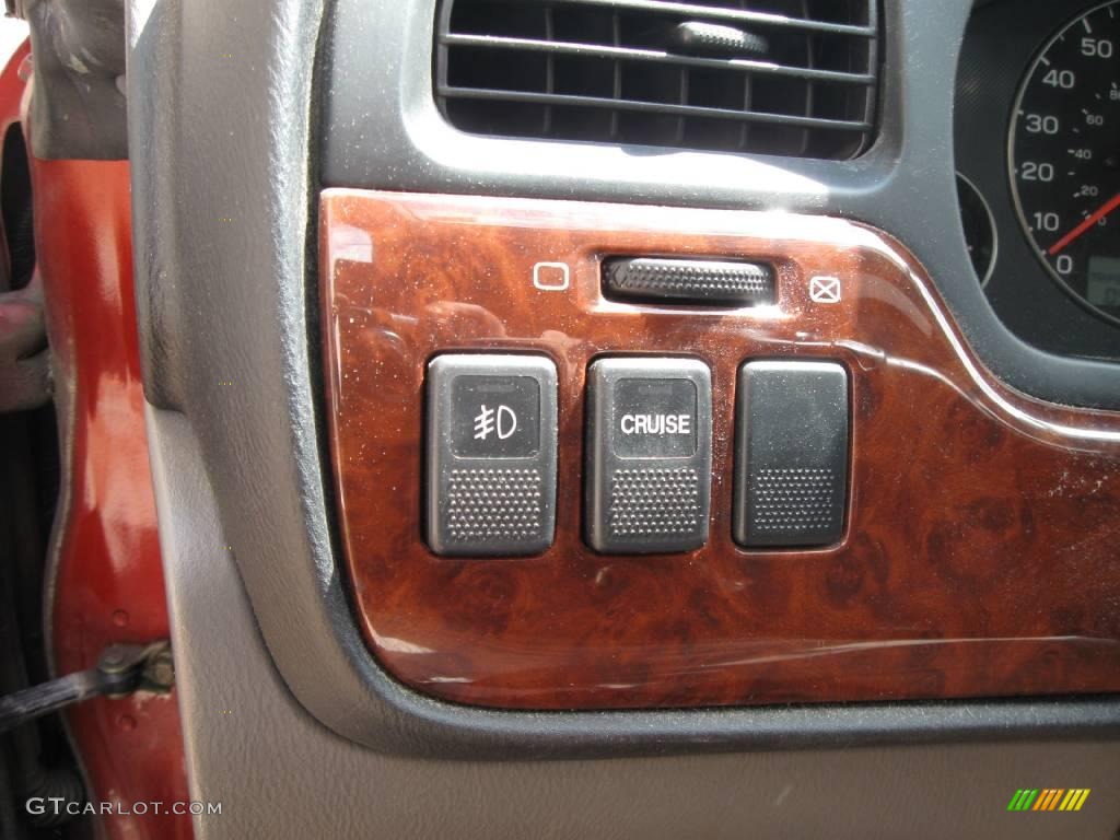 2004 Legacy L Sedan - Regatta Red Pearl / Gray Moquette photo #10