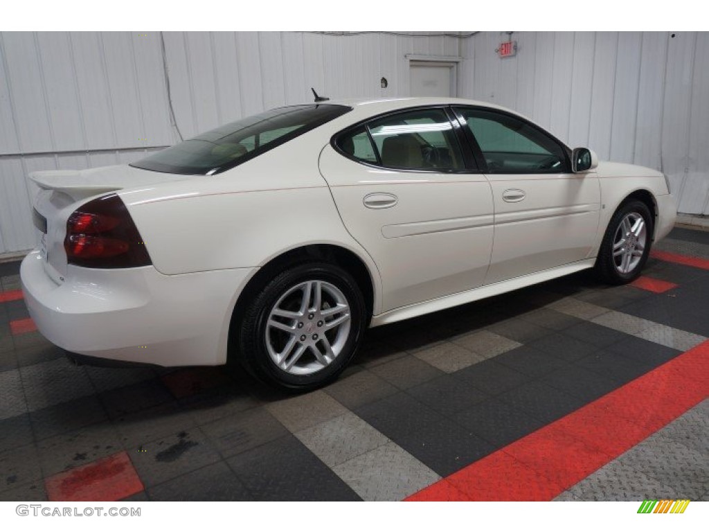2006 Grand Prix GT Sedan - Ivory White / Sand photo #7