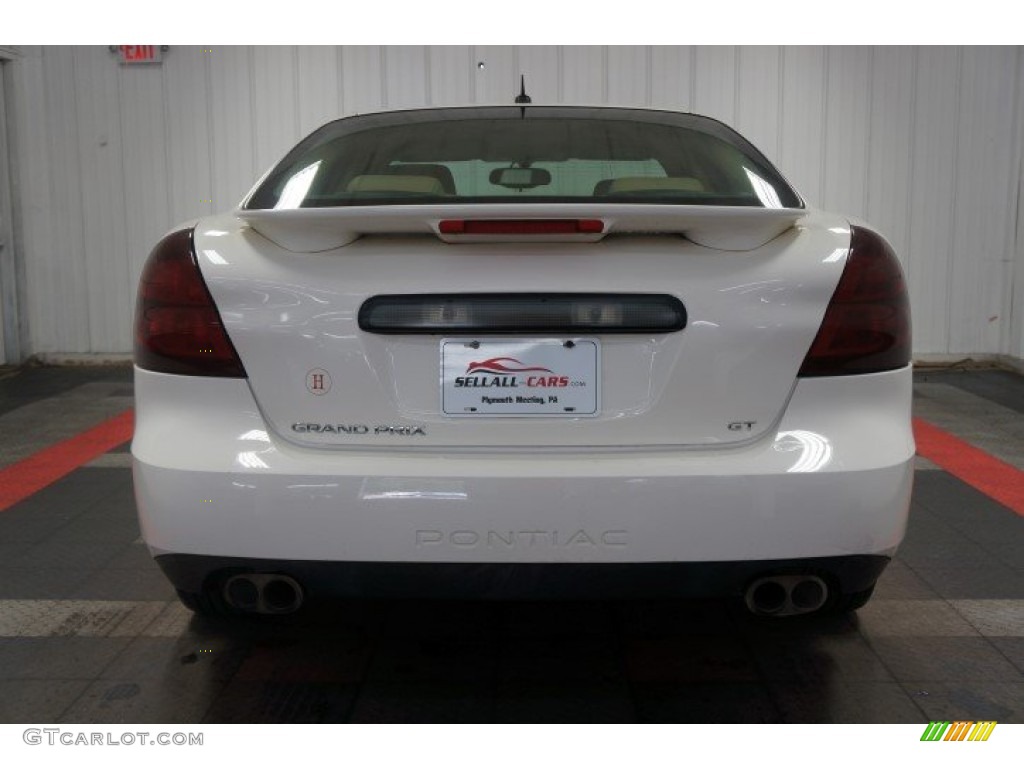 2006 Grand Prix GT Sedan - Ivory White / Sand photo #9
